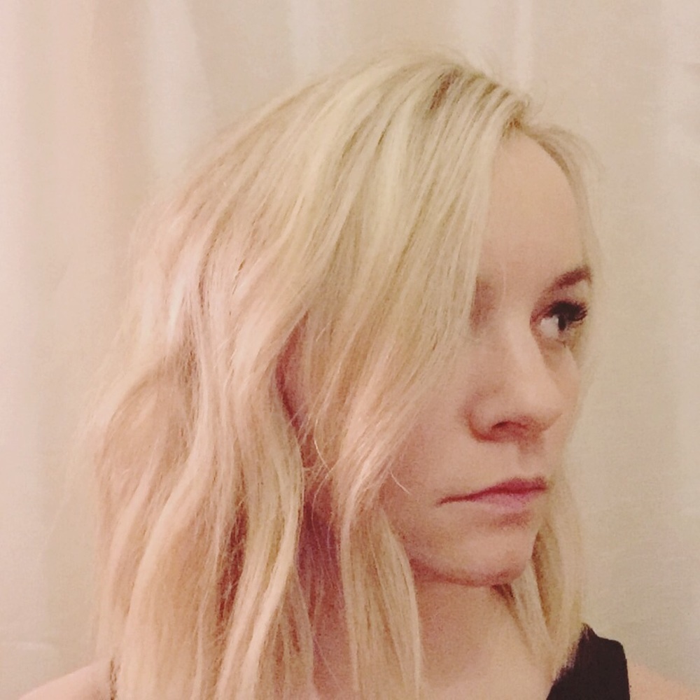 Meet your Posher, Hilary